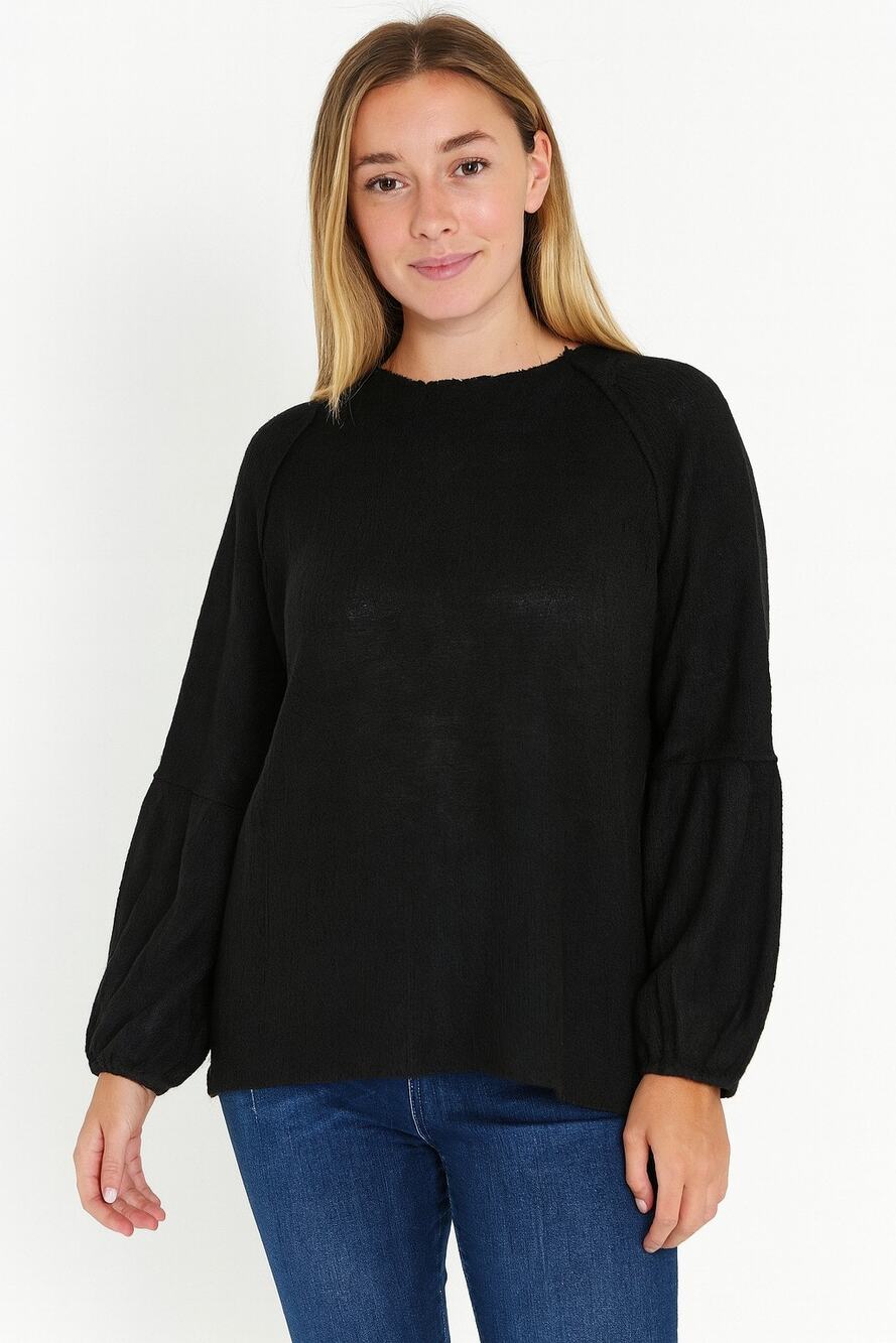 White Willow Top Women’s Medium Lightweight Frayed Shoulders Black Long Sleeve